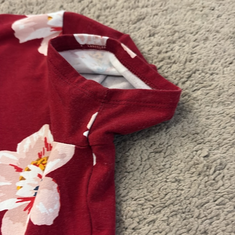 Old Navy Red floral wrap dress v neck stretch with sleeves - Picture 13 of 13